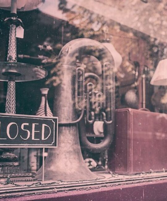 vintage-music-closed-shop-large
