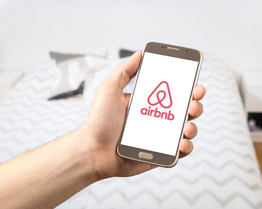 SEO en Airbnb, ¿cómo mejorar las visitas a tu alojamiento?